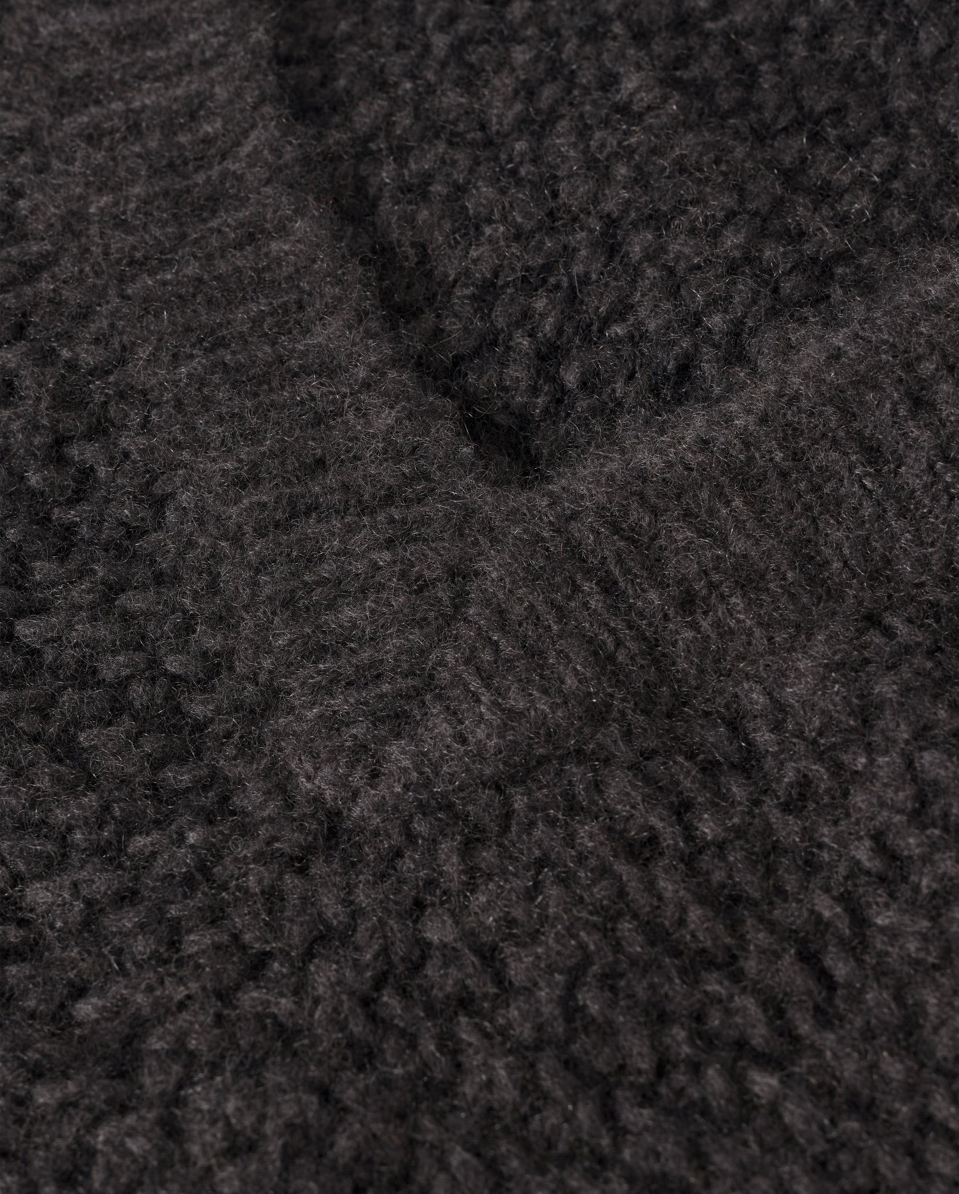 JOHNSTONS OF ELGIN EVA VEE SWEATER BRUSHED CASHMERE SILK TWEED TEXTURED VEE SLOUCH SWEATER BLACK 57% CASHMERE, 20% SILK, 23% WOOL KBC01088Q26356