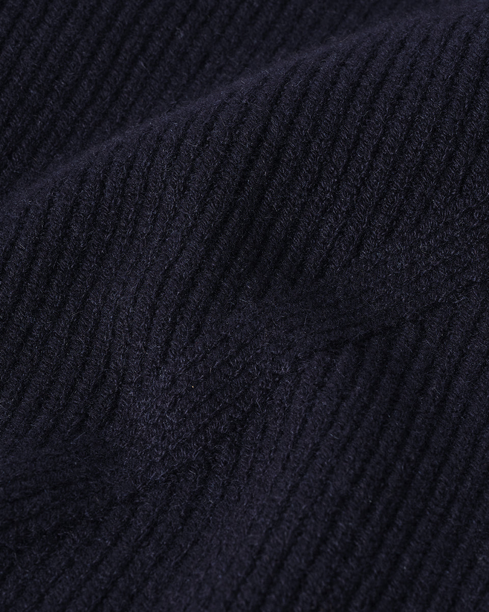 Johnstons of Elgin AW25 Women's Knitwear Dark Navy Sleeveless Navy Cashmere Tank Top close up KBI01037SD7666