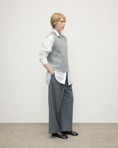 Model wearing Johnstons of Elgin AW25 Women's Knitwear Light Grey Sleeveless Grey Cashmere Tank Top Side KBI01037HA0308