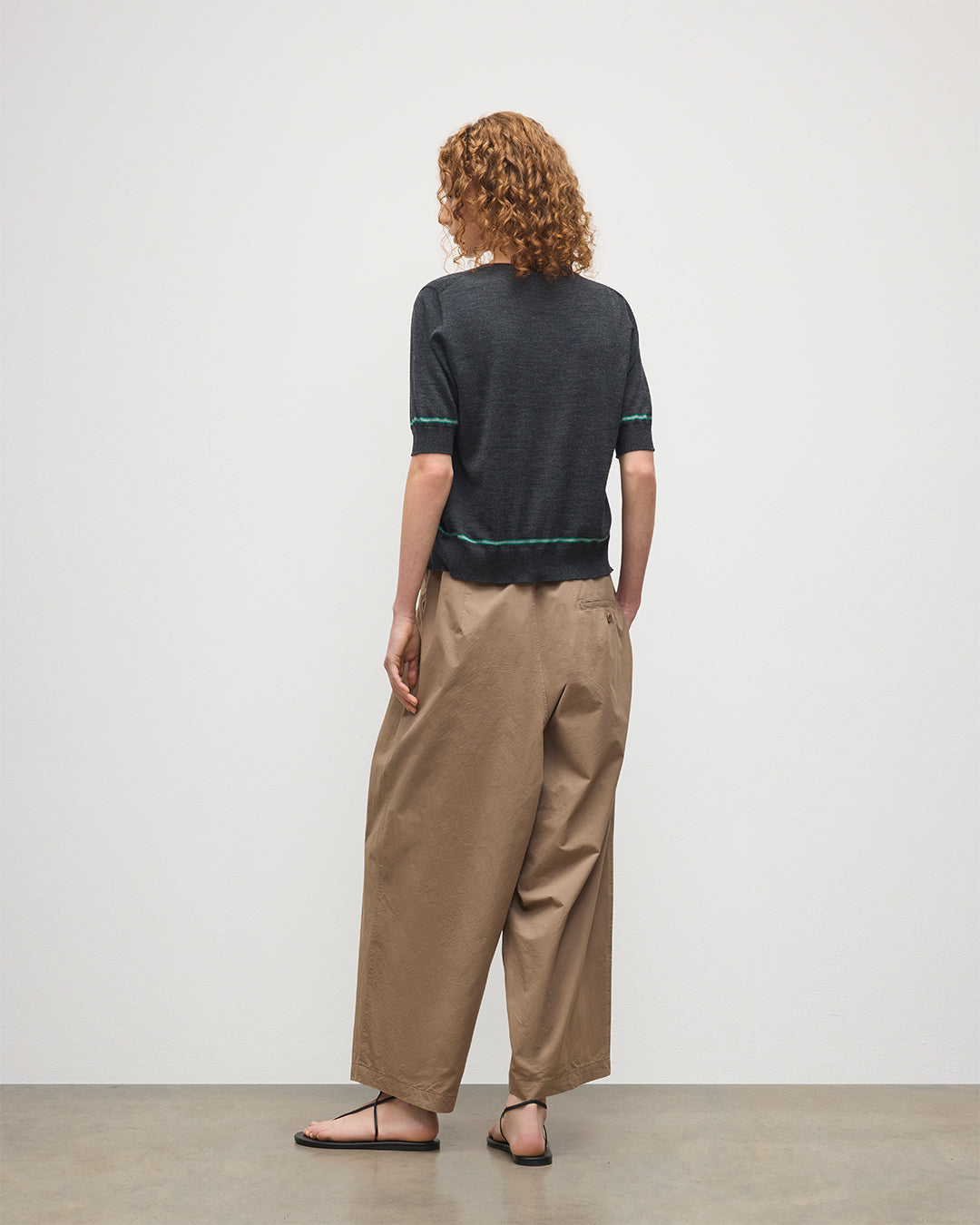 JOHNSTONS OF ELGIN WOMENS BRAE SHORT SLEEVE CREW CARDIGAN GREY 100% MERINO WOOL KBI01063Q25965