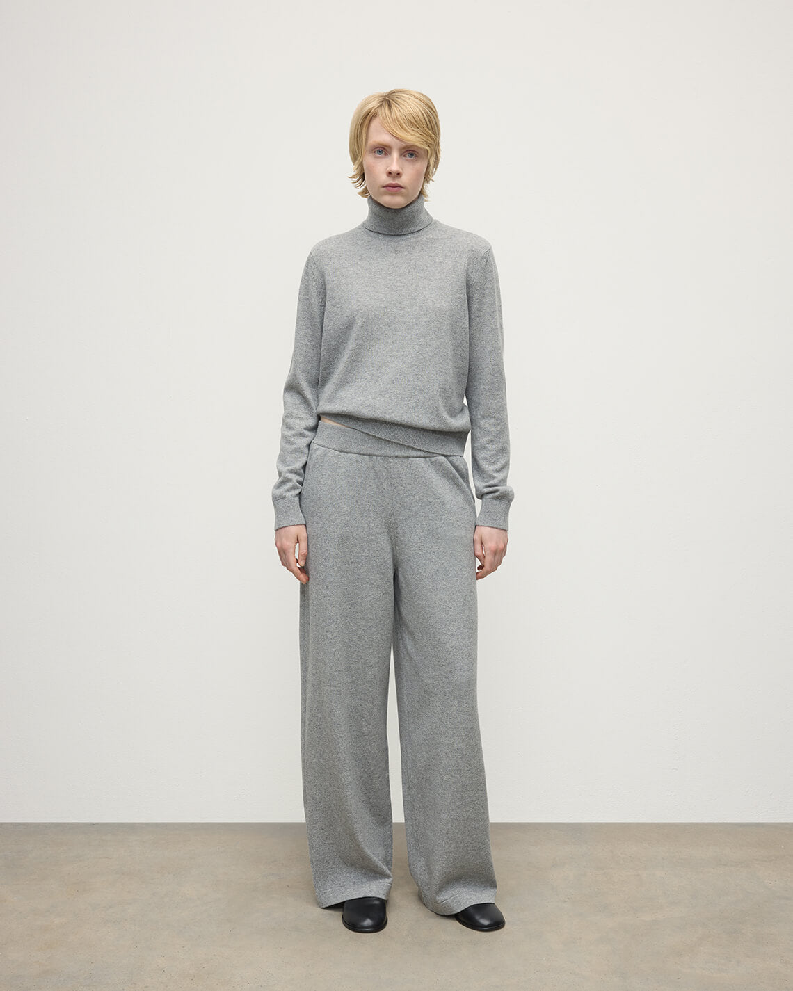 【週末価格】サイズ1/グレー/CASHMERE TROUSERS 週末価格】サイズ1/グレー/CASHMERE TROUSERS