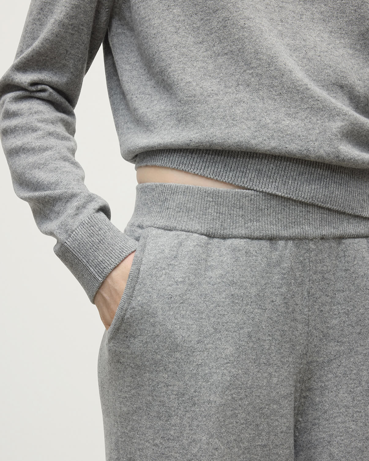 Johnstons of Elgin Women's Knitwear Light Grey Wide Leg Cashmere Trousers KBP00926HA0308