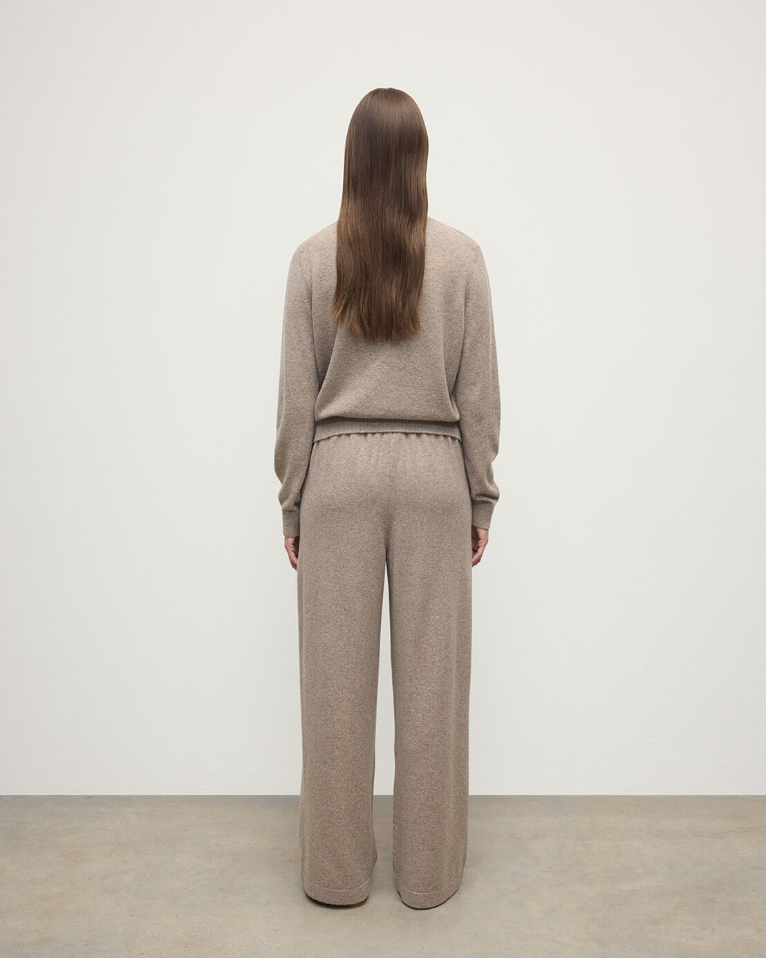 Johnstons of Elgin  Women's Knitwear Ash Wide Leg Cashmere Trousers KBP00926HB4334