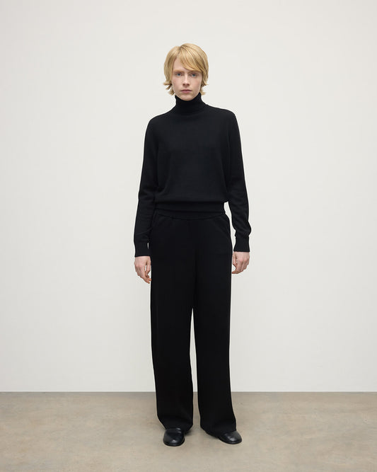 Johnstons of Elgin AW25 Women's Knitwear Black Wide Leg Cashmere Trousers KBP00926SA7210