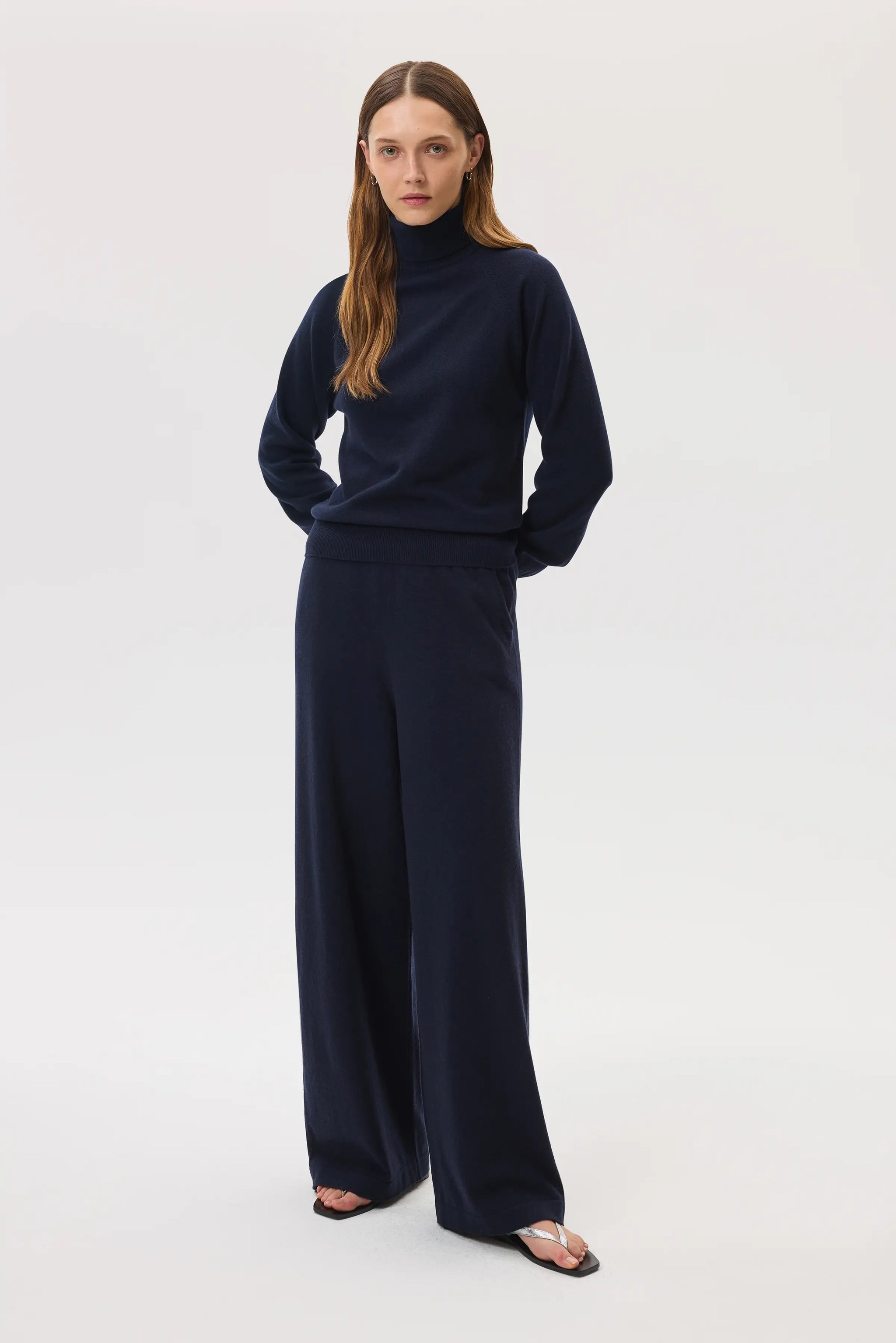 High Rise Cashmere Dark Culottes