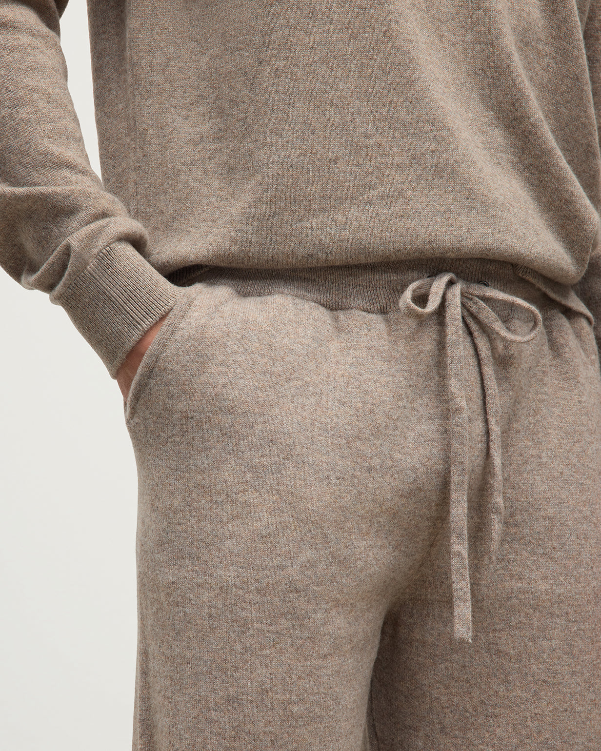 Johnstons of Elgin Men's Knitwear Ash Tapered Cashmere Joggers KBP00948HB4351