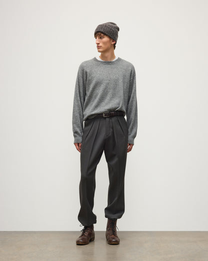 JOHNSTONS OF ELGIN PAXTON CREW SWEATER BRUSHED CASHMERE SILK CREW NECK SWEATER GREY 74% CASHMERE, 26% SILK KBP01082HA0429