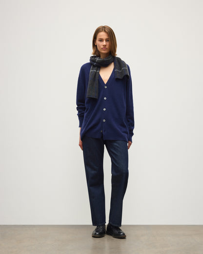 JOHNSTONS OF ELGIN BOYCE VEE CARDIGAN BRUSHED CASHMERE SILK VEE NECK CARDIGAN DARK BLUE 74% CASHMERE, 26% SILK KBP01098HD4510
