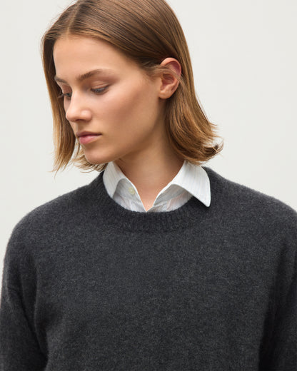 JOHNSTONS OF ELGIN BOYCE CREW SWEATER BRUSHED CASHMERE SILK ROUND NECK SWEATER DARK GREY 74% CASHMERE, 26% SILK KBP01127HA7232