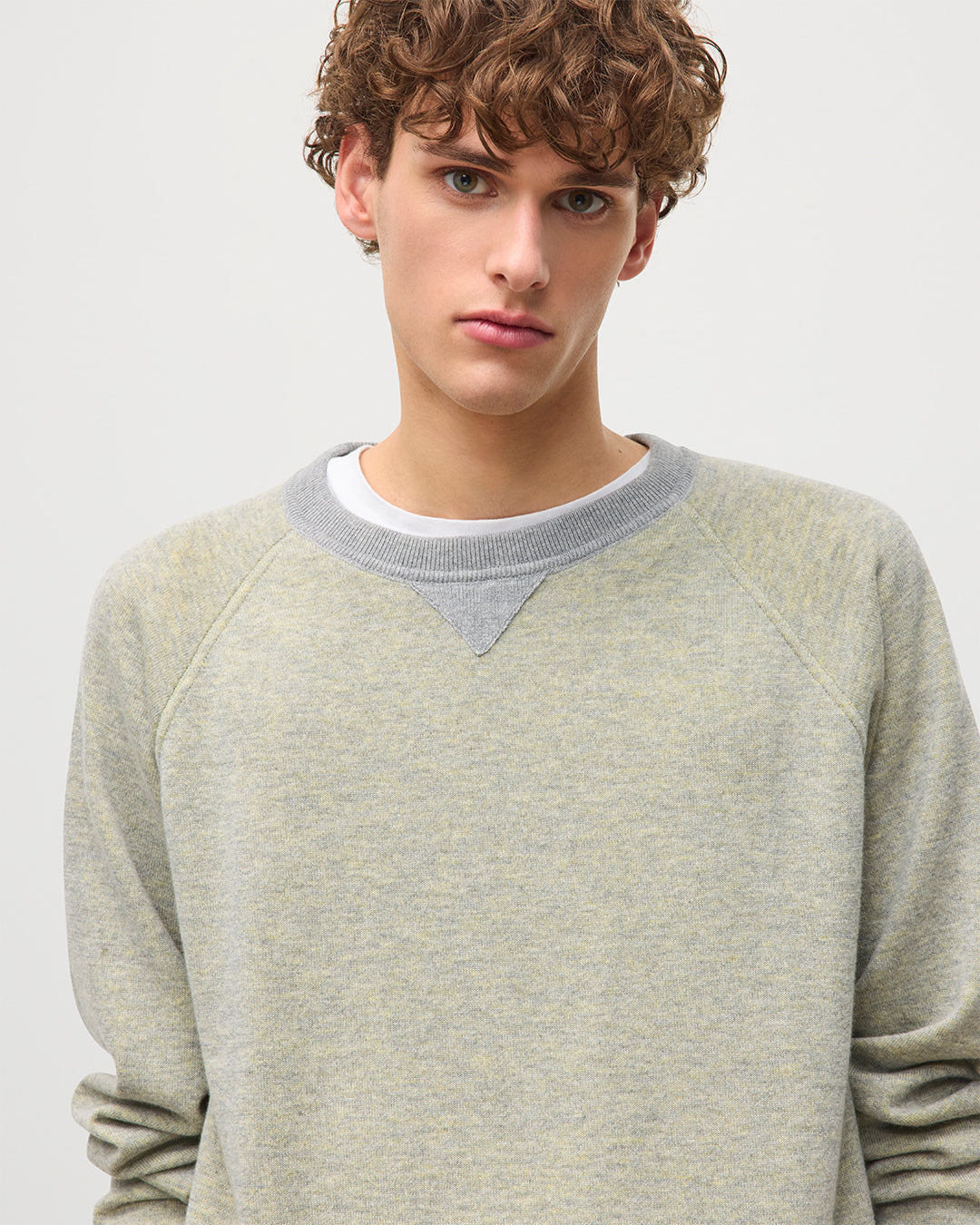 JOHNSTONS OF ELGIN BEACH SWEATSHIRT YELLOW 100% CASHMERE KBU01065Q25953