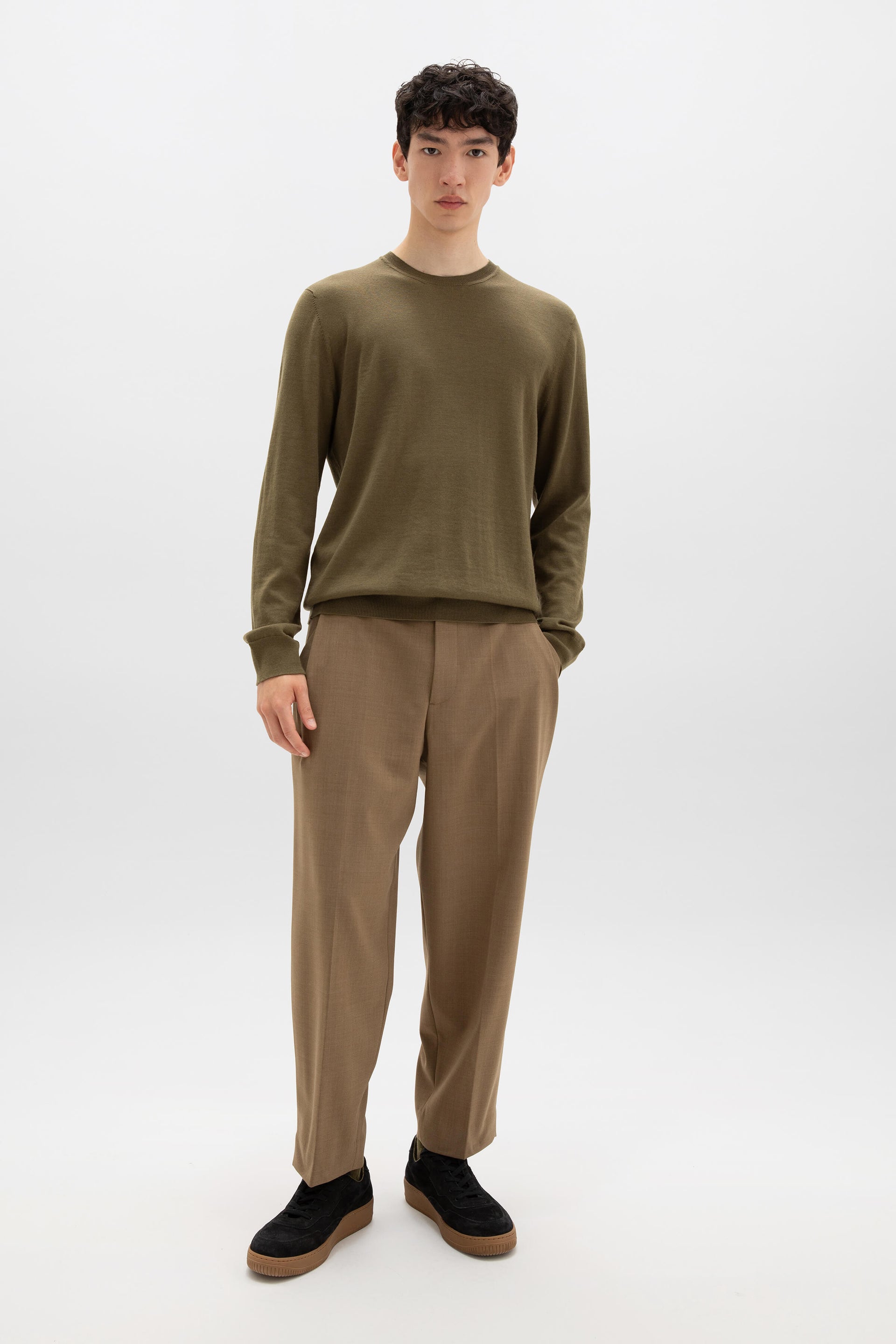 Green Merino Round Neck Jumper – Johnstons of Elgin