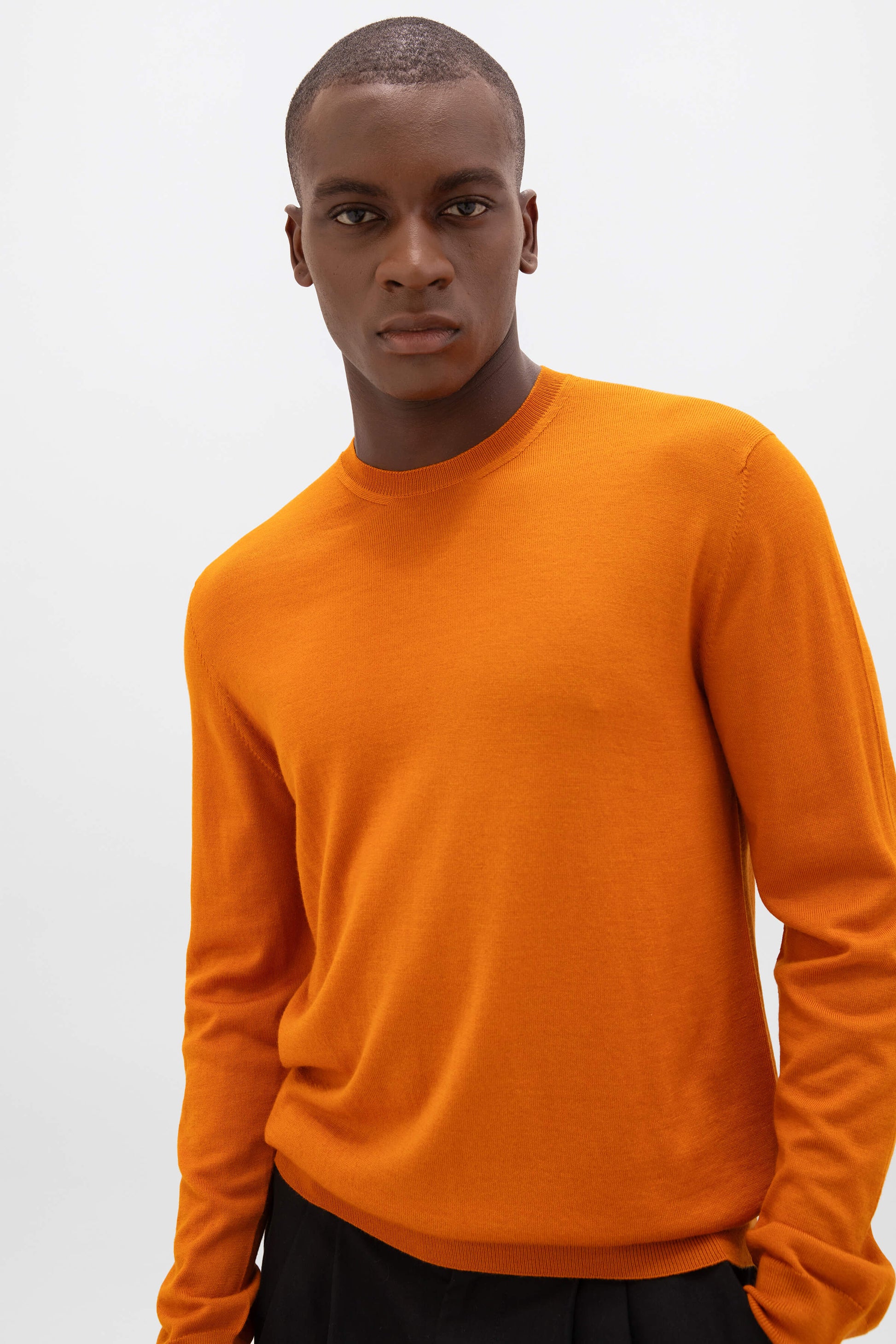 Johnstons of Elgin AW24 Men's Knitwear Burnt Orange Merino Round Neck Jumper KDI00702SG4425