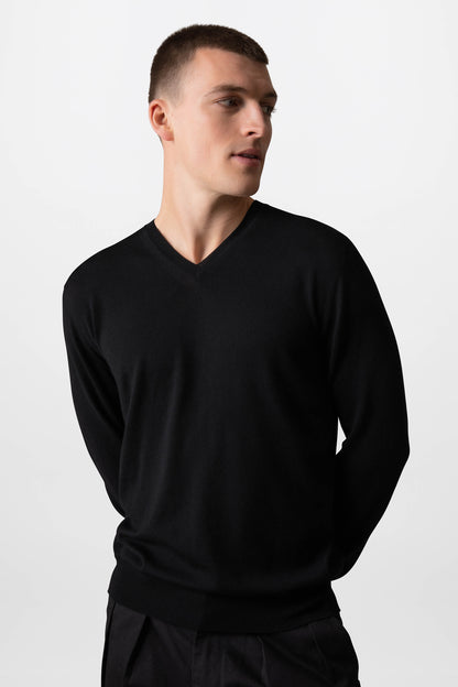 Johnstons of Elgin Men's Knitwear Black Merino V Neck Jumper KDI00704SA7131