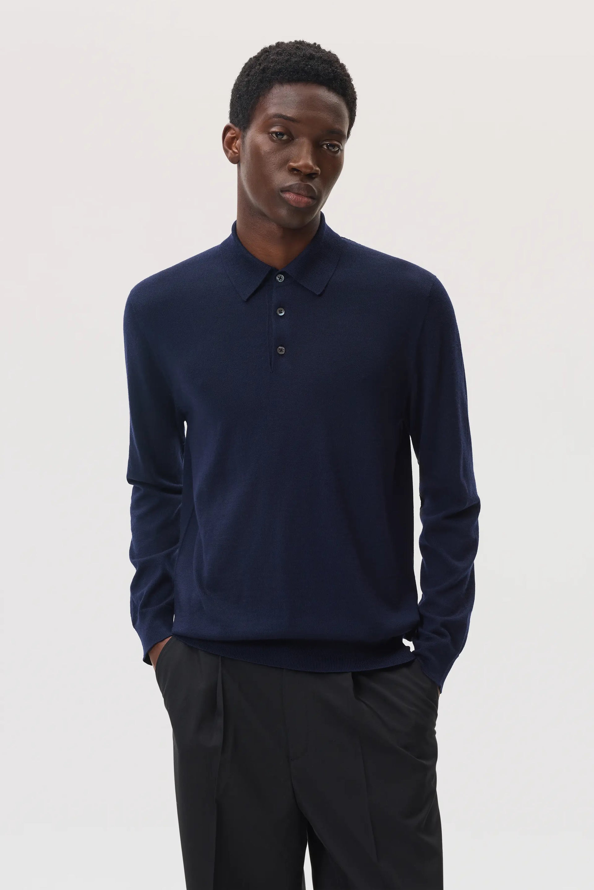 NACKIYÉ ネイビーリブ編み五分袖ポロシャツ NACKIYÉ ネイビーリブ編み NACKIYÉ ネイビーリブ編み五分袖ポロシャツ NACKIYÉ ネイビーリブ編み