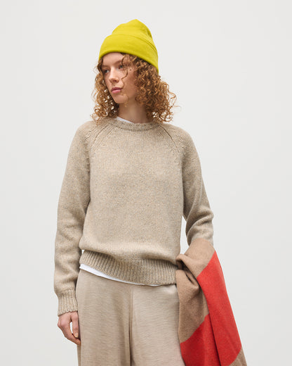 JOHNSTONS OF ELGIN WOMENS INA PANTS NATURAL 100% MERINO WOOL, SEA SHELL CASHMERE SWEATER< GORSE BRAEMAR BEANIE< AND STRIPE CASHMERE THROW IN OTTER & RED KDI00786SB0695