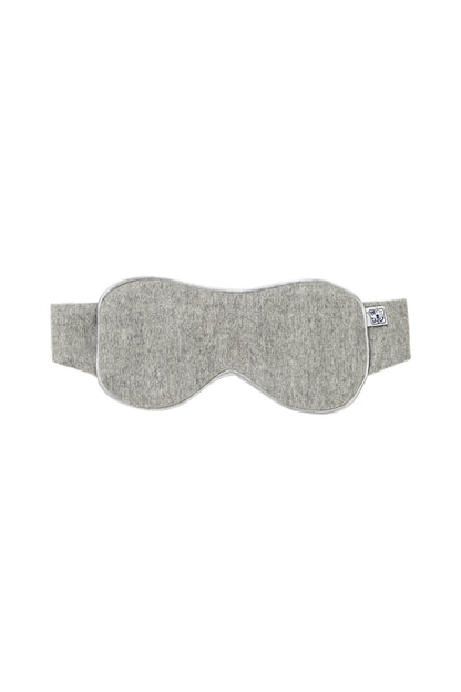 Johnstons of Elgin Cashmere Eye Mask with Silk Lining in Silver on a white background AW24GIFTSET5B