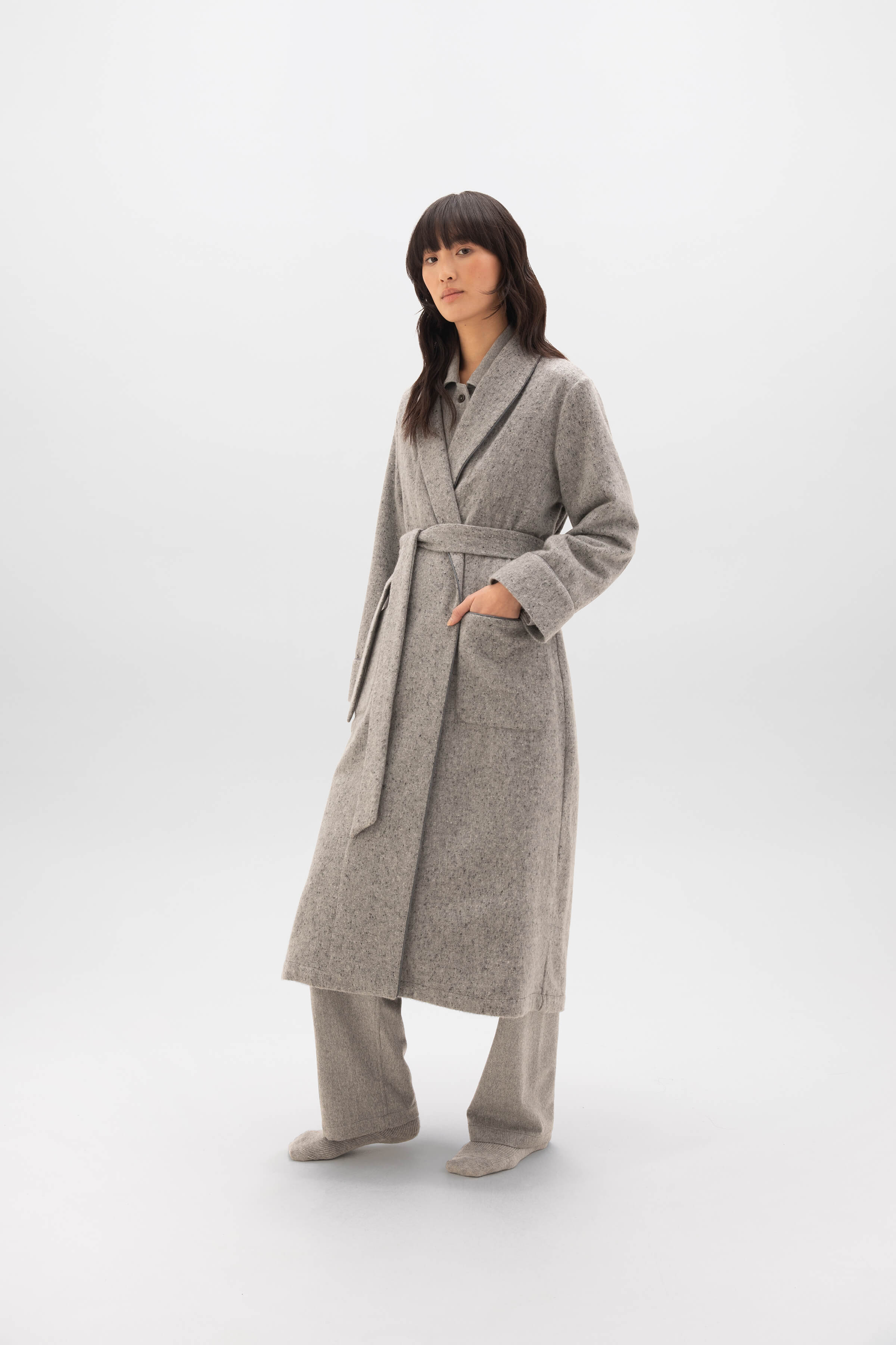 Buy Hellomamma Women Long Robes Soft Fleece Winter Warm Housecoats Womens  Bathrobe Dressing Gown Sleepwear Pajamas Top Light Gray Online at Low  Prices in India - Amazon.in