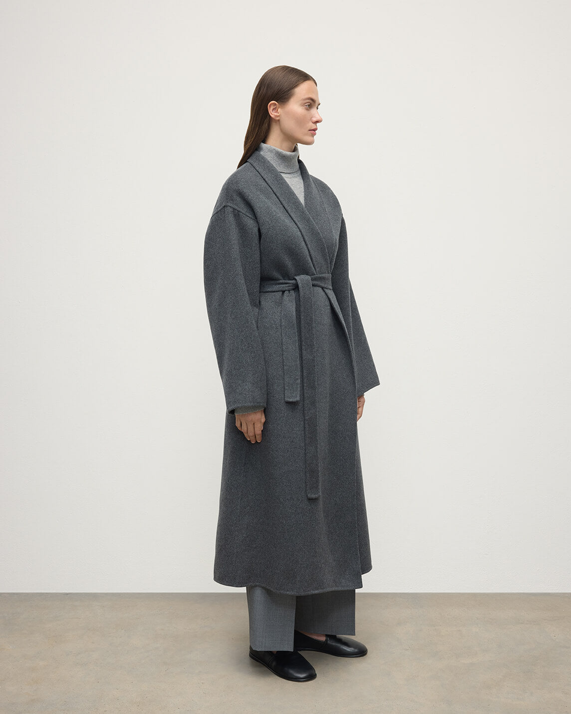 Model wears Johnstons of Elgin Women's Tailoring Mid Grey Grey Cashmere Wrap Coat Front View TA000621RU7292