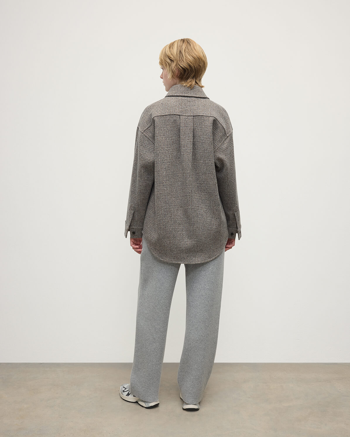 Model wearing Johnstons of Elgin  Women's Tailoring Ash Small Glen Urquhart Glen Urquhart Check Oversized Shirt back View TB000754RU7675