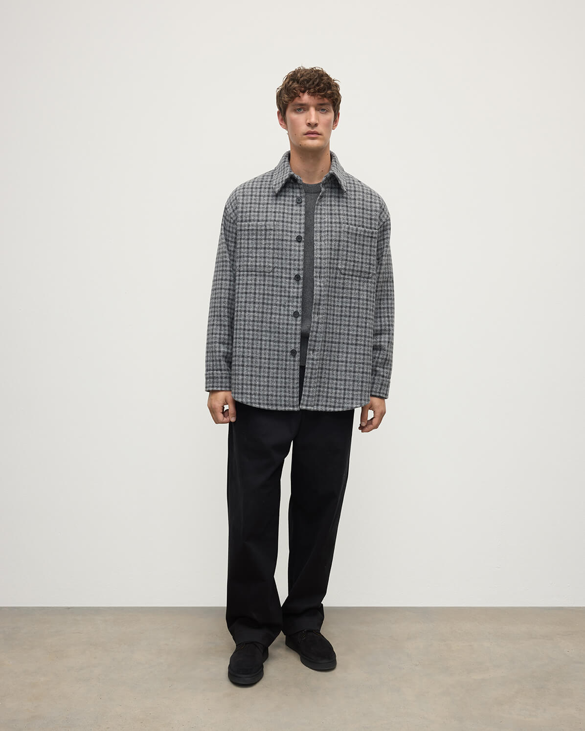 Front view of a model wearing Johnstons of Elgin AW25 Men's Tailoring Grey Classic Gunclub Cashmere Wool Blend Grey Overshirt TB000755RU7684