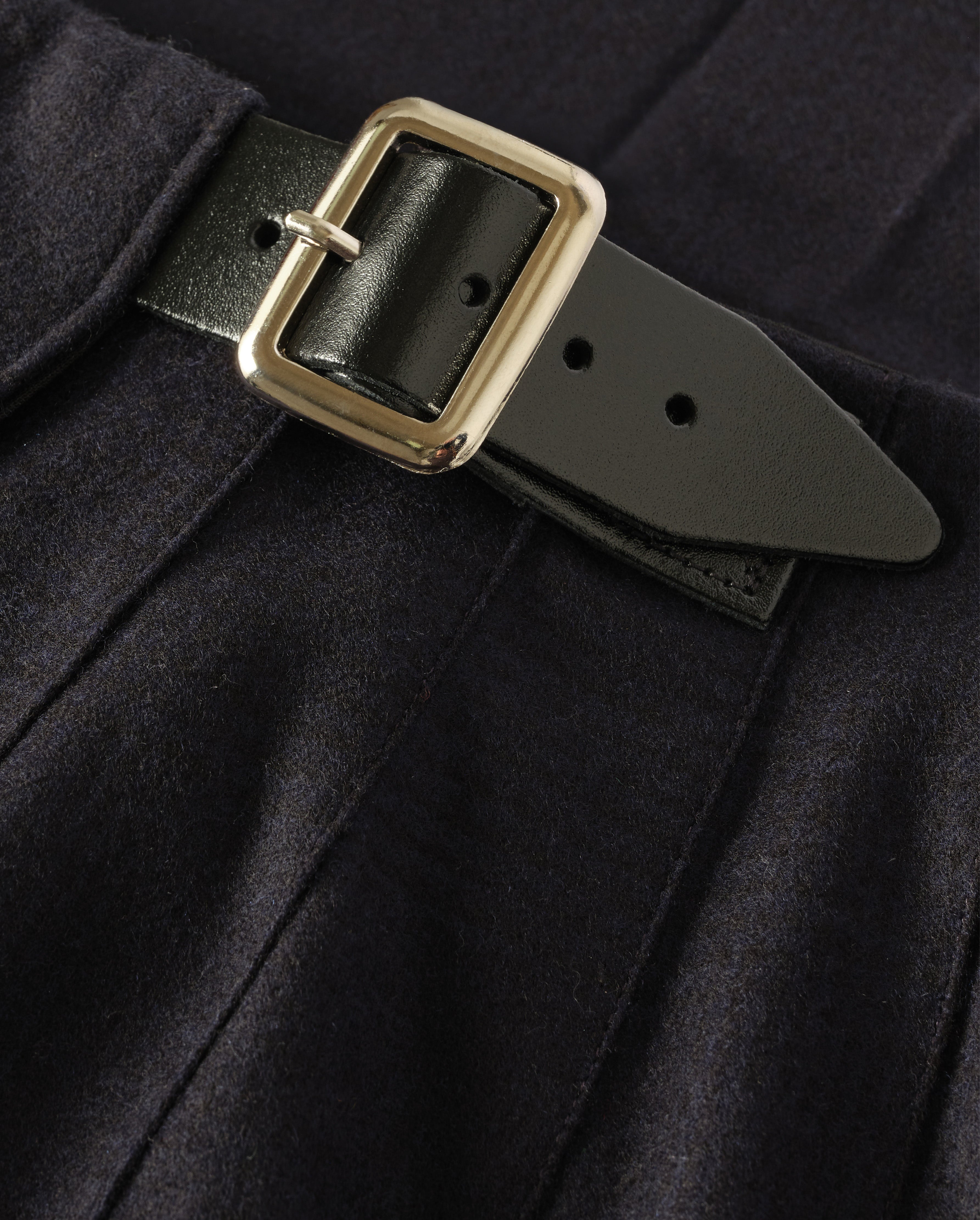 Le Kilt X Johnstons of Elgin Navy Long Kilt | Scottish Luxury