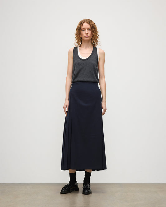 JOHNSTONS OF ELGIN LE KILT LONG KILT IN NAVY CHECK TB000844RU7752