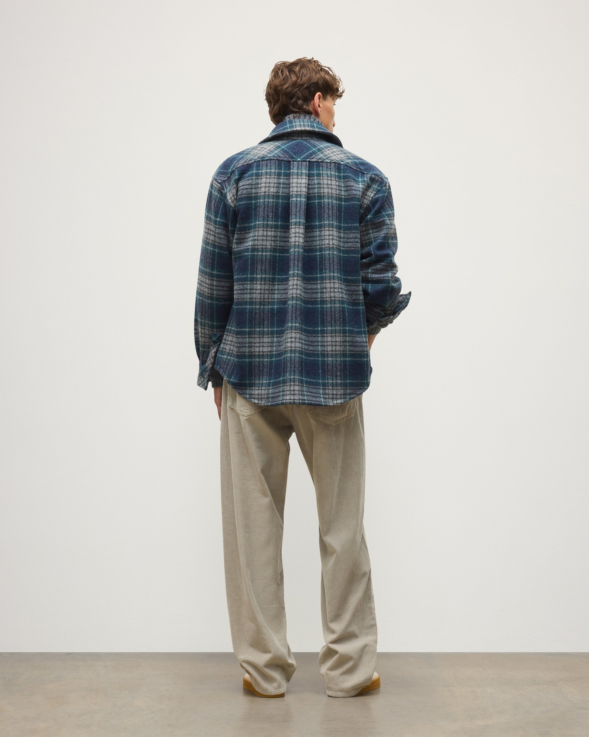 JOHNSTONS OF ELGIN MENS ATHOLL CASHMERE WOOL OVERSHIRT 50% CASHMERE, 50% WOOL TB000860RU7857