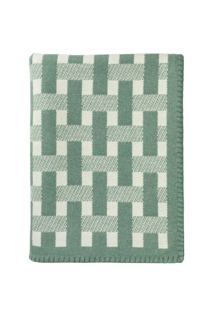 Johnstons of Elgin 2024 Blanket Collection Moss & White Blanket Stitched Basketweave Throw TB000500RU7445ONE
