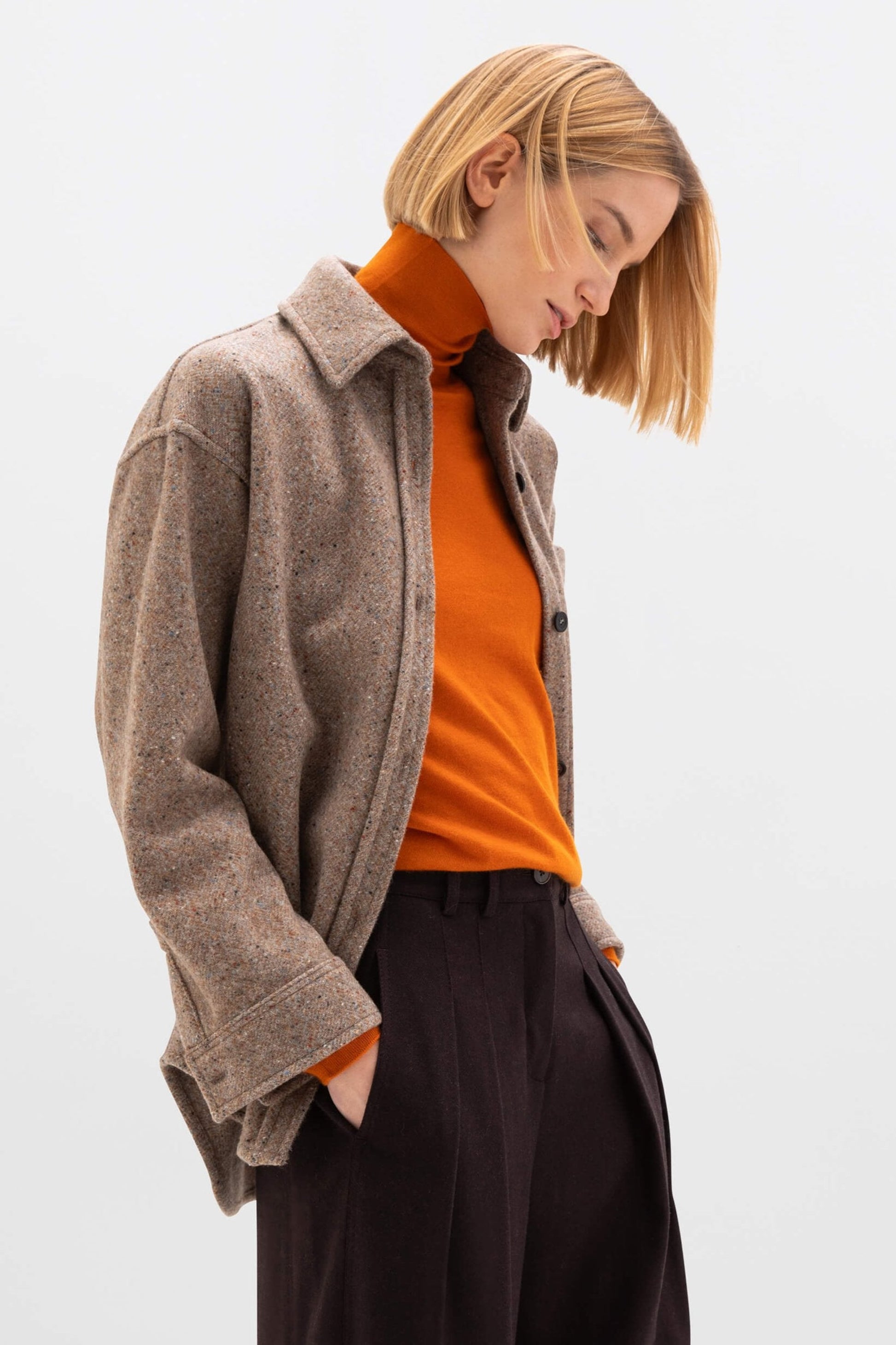 Johnstons of Elgin AW24 Women's Tailoring Ochre & Ash Herringbone Herringbone Oversized Shirt TB000654RU7574