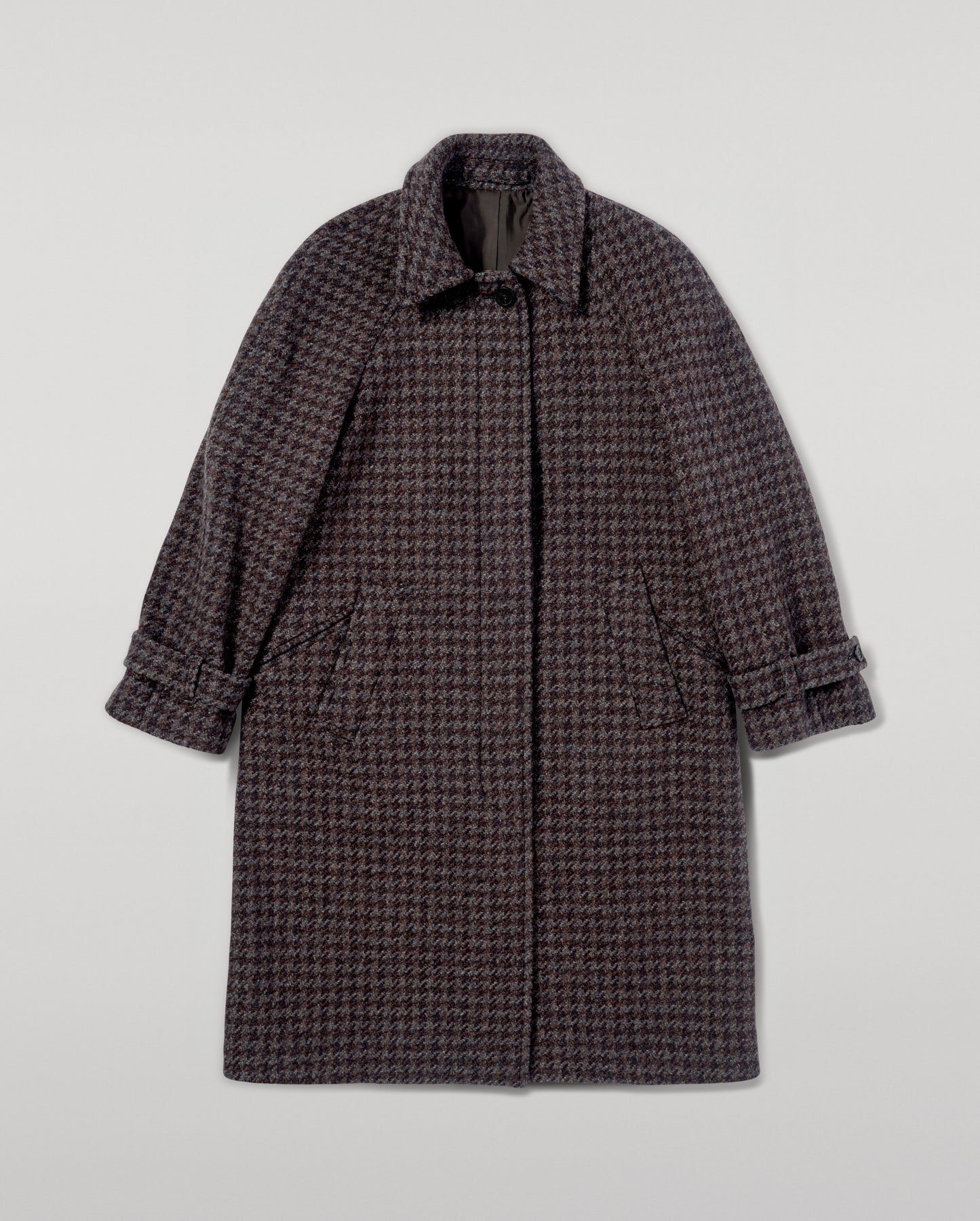 Johnstons of Elgin Women's Balmacaan Coat in Shale Houndstooth tweed TD000517RU7697
