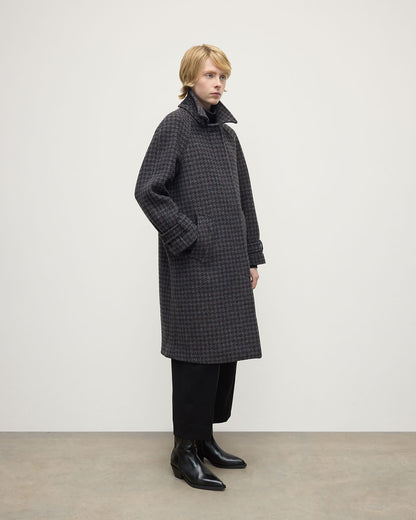 Johnstons of Elgin Women's Balmacaan Coat in Shale Houndstooth tweed TD000517RU7697