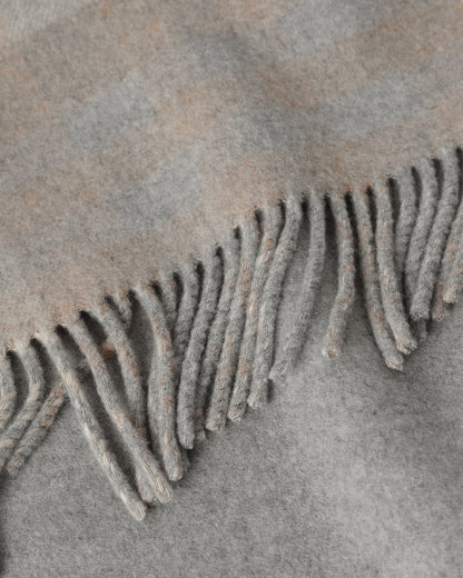 Johnstons of Elgin AW25 Woven Accessories Light Grey Reversible Light Grey Wool Check Cape TDC00476RU7665ONE