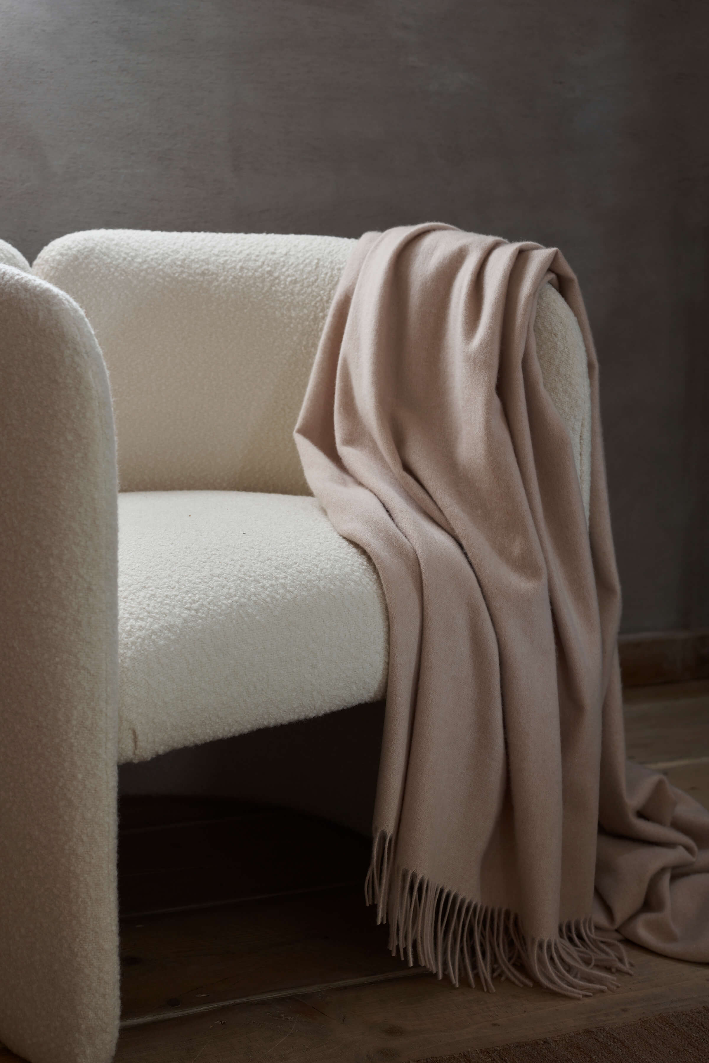 Johnstons of Elgin 2024 Blanket Collection Oatmeal Plain Cashmere Throw WA000055HB0210ONE