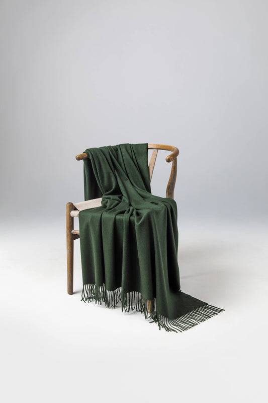 Johnstons of Elgin 2024 Blanket Collection Forest Green Plain Cashmere Throw WA000055SC0805