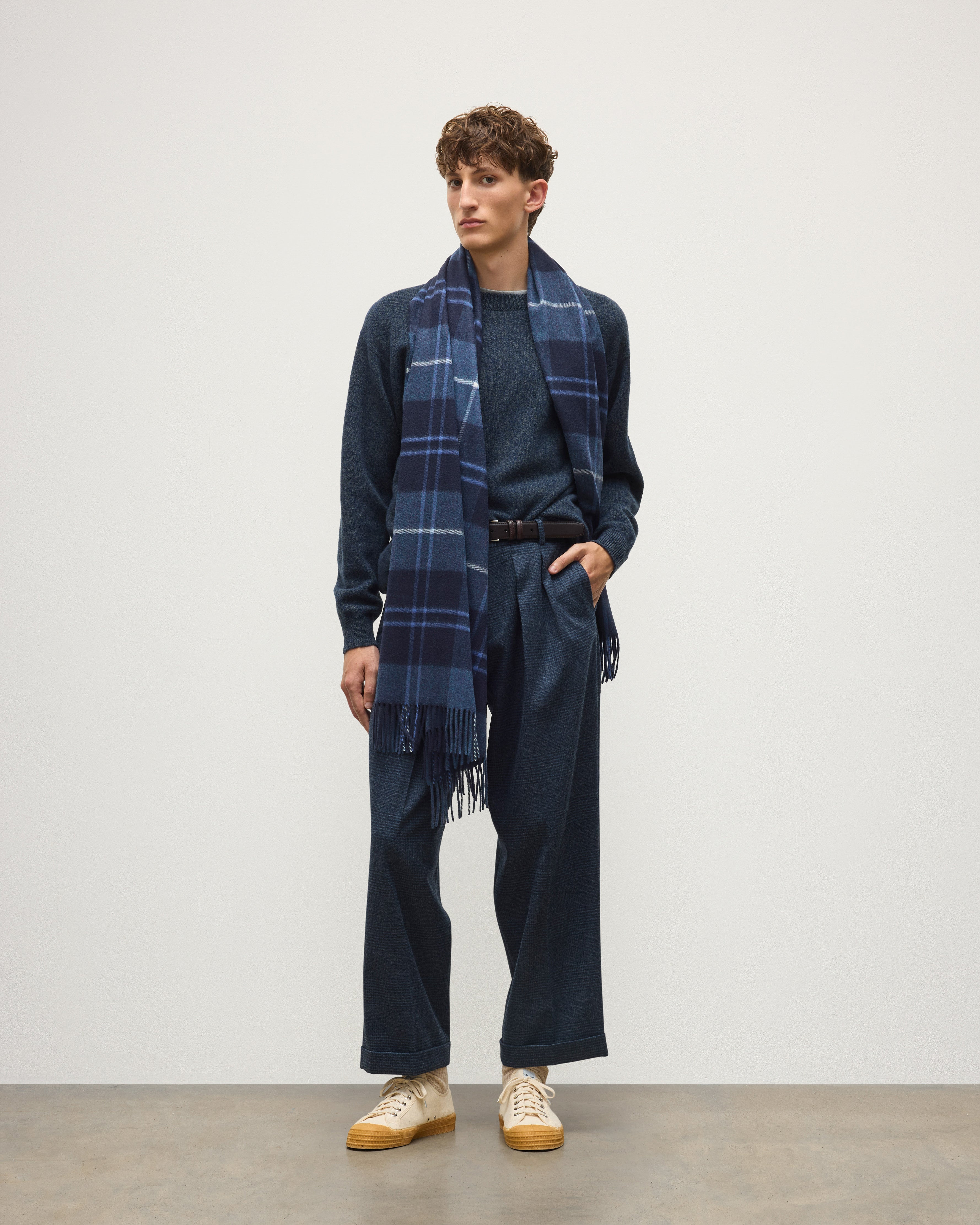 タータンチェックのカシミヤストール｜Johnstons of Elgin