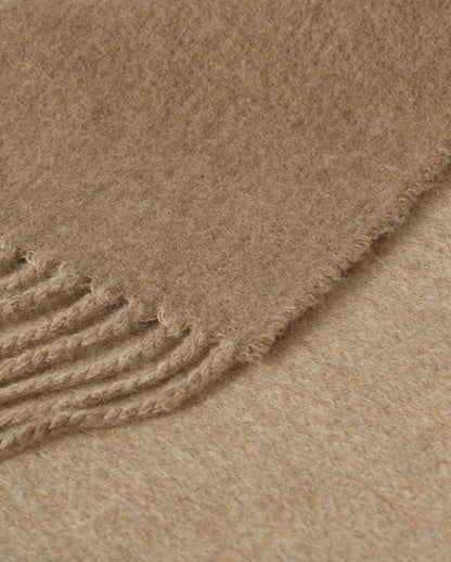 Johnstons of Elgin Interiors Collection Otter & Oatmeal Reversible Cashmere Bed Throw on a white background  WA001374RU7621ONE