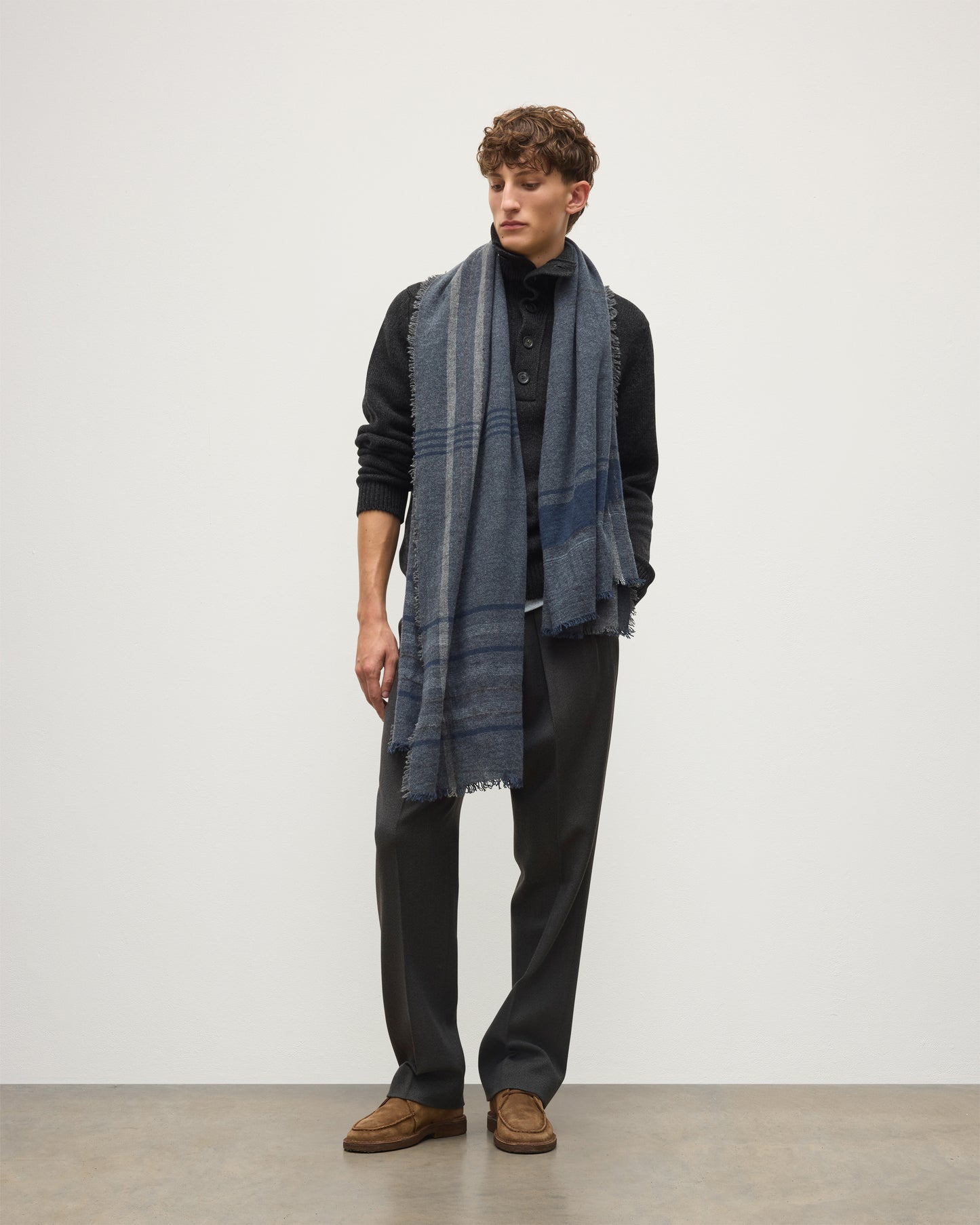 JOHNSTONS OF ELGIN CASHMERE GULLANE STOLE DARK 100% CASHMERE WA002642RU7773ONE