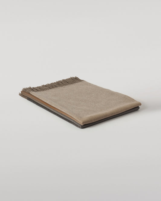 Johnstons of Elgin Umbra 100% Cashmere Throw in cairn Ombre WA002665RU7771ONE