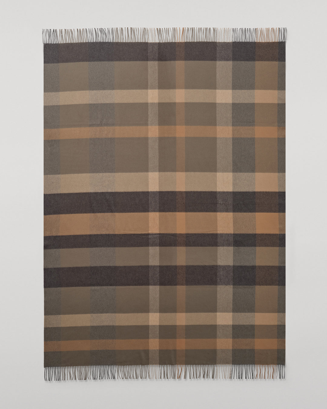 Johnstons of Elgin Umbra 100% Cashmere Plaid Throw in Brown Cairn Check WA002665RU7783ONE