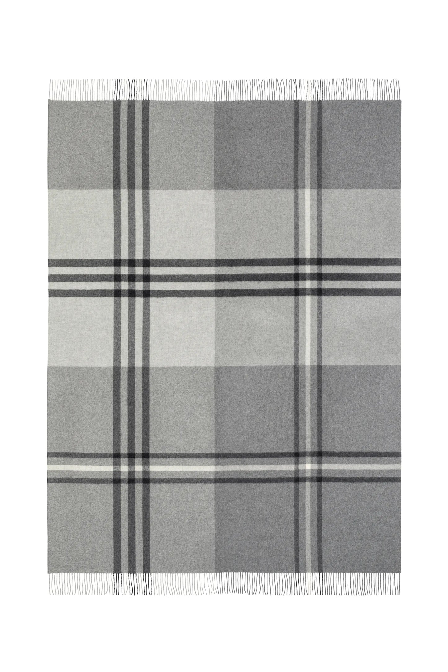 Johnstons of Elgin’s Silver Highlander Check Cashmere Throw on a white background WA000055RU7272ONE