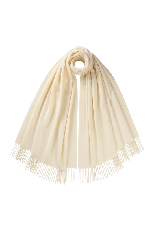Johnstons of Elgin 100% Cashmere Stole in White on a white background WA000056SA0000N/A