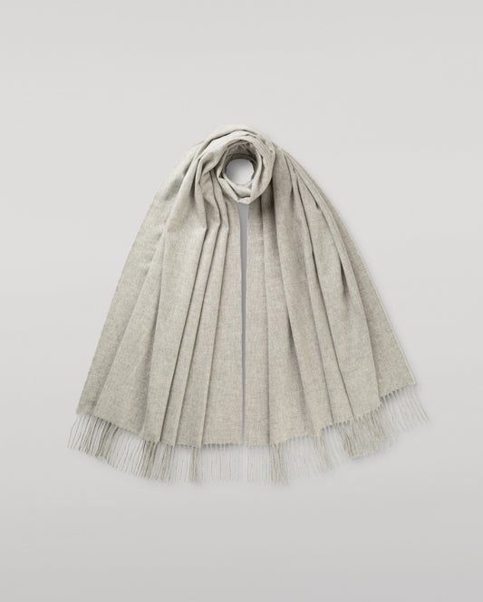 Johnstons of Elgin Silver Grey Cashmere Stole in 100% Cashmere WA000056HA0100N/A
