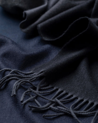 JOHNSTONS OF ELGIN UMBRA OMBRE STOLE BLACK & NAVY 100% CASHMERE WA000056RU7302ONE