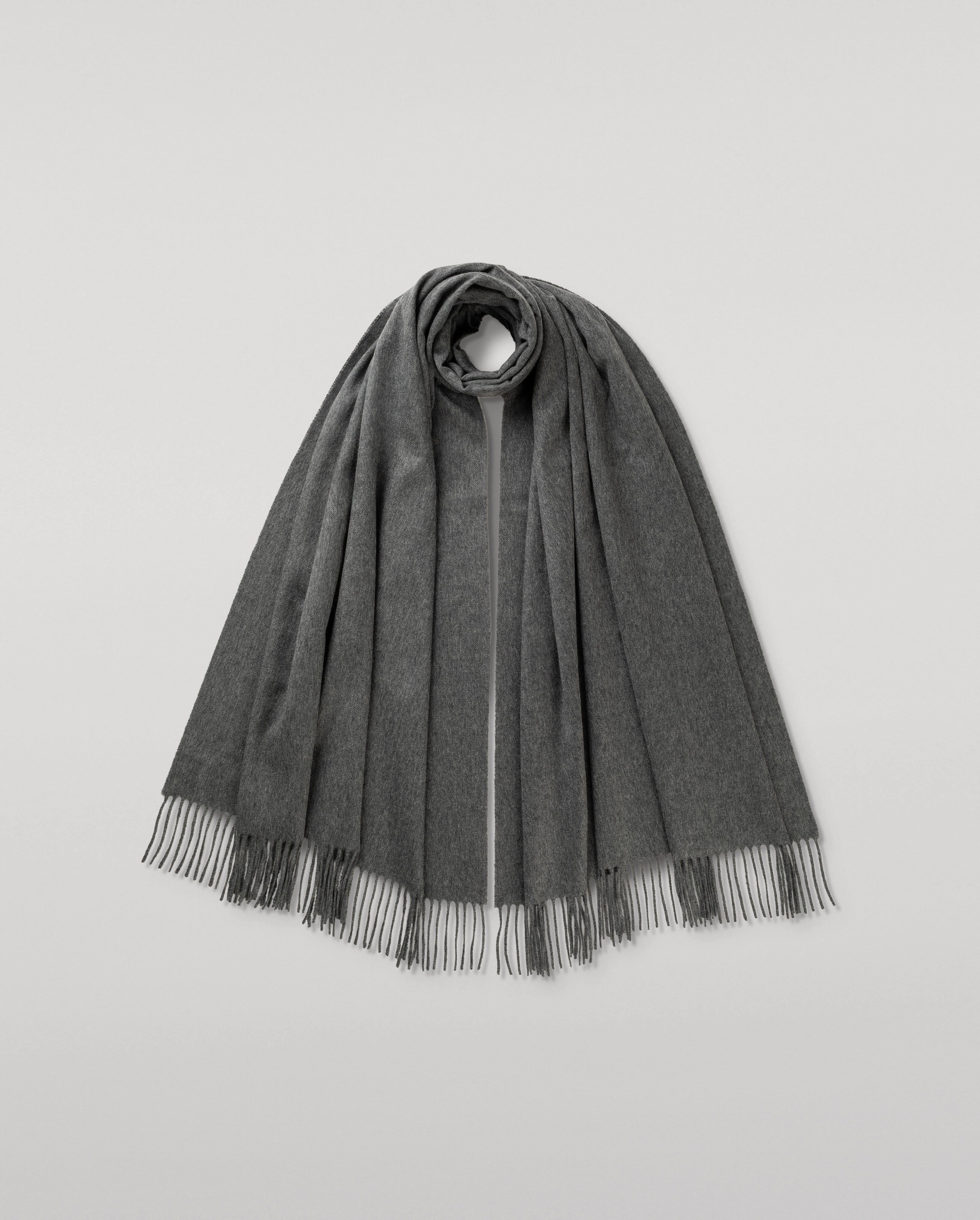 Mid Grey Cashmere Stole | Cashmere Accessories | Johnstons of Elgin