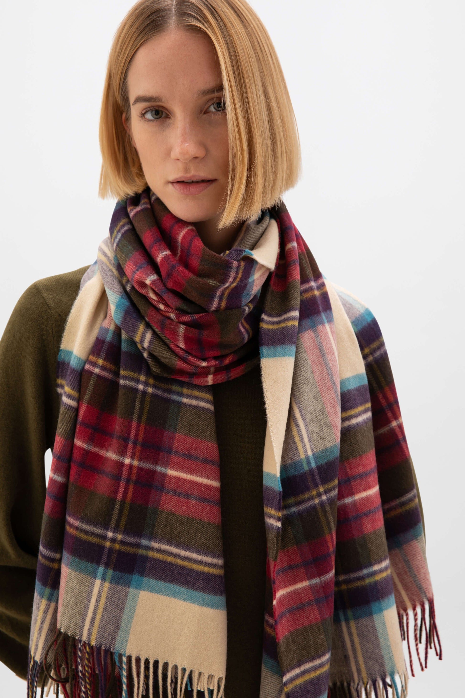 Johnstons of Elgin Tartan Cashmere Stole in Hessian Dress Stewart on a Female Model WA000056KU0010N/A