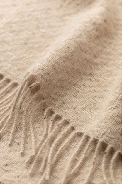 Johnstons of Elgin AW25 Woven Accessories Cream Dun Lofty Twill Cashmere Scarf WAC02307RU7658ONE