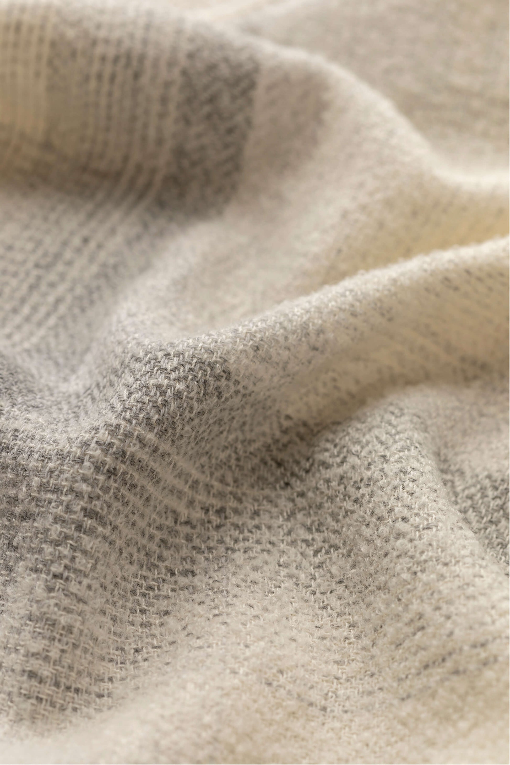 Johnstons of Elgin AW25 Woven Accessories Ecru Blurred Bouclé Scarf WB002789RU7669ONE