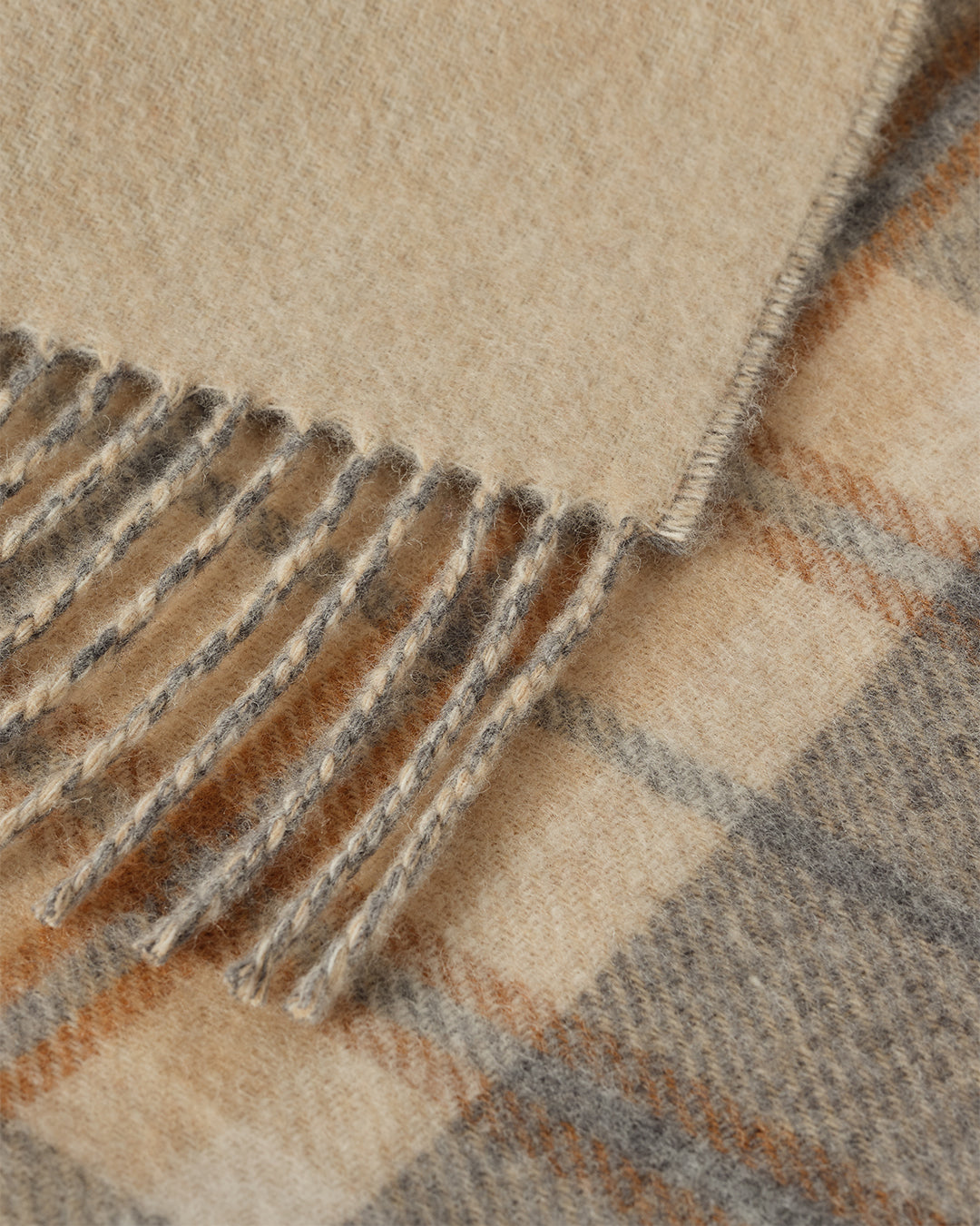 Johnstons of Elgin Interiors Collection Grey & Brown Overcheck Reversible Lambswool Throw WD000021RU6954ONE