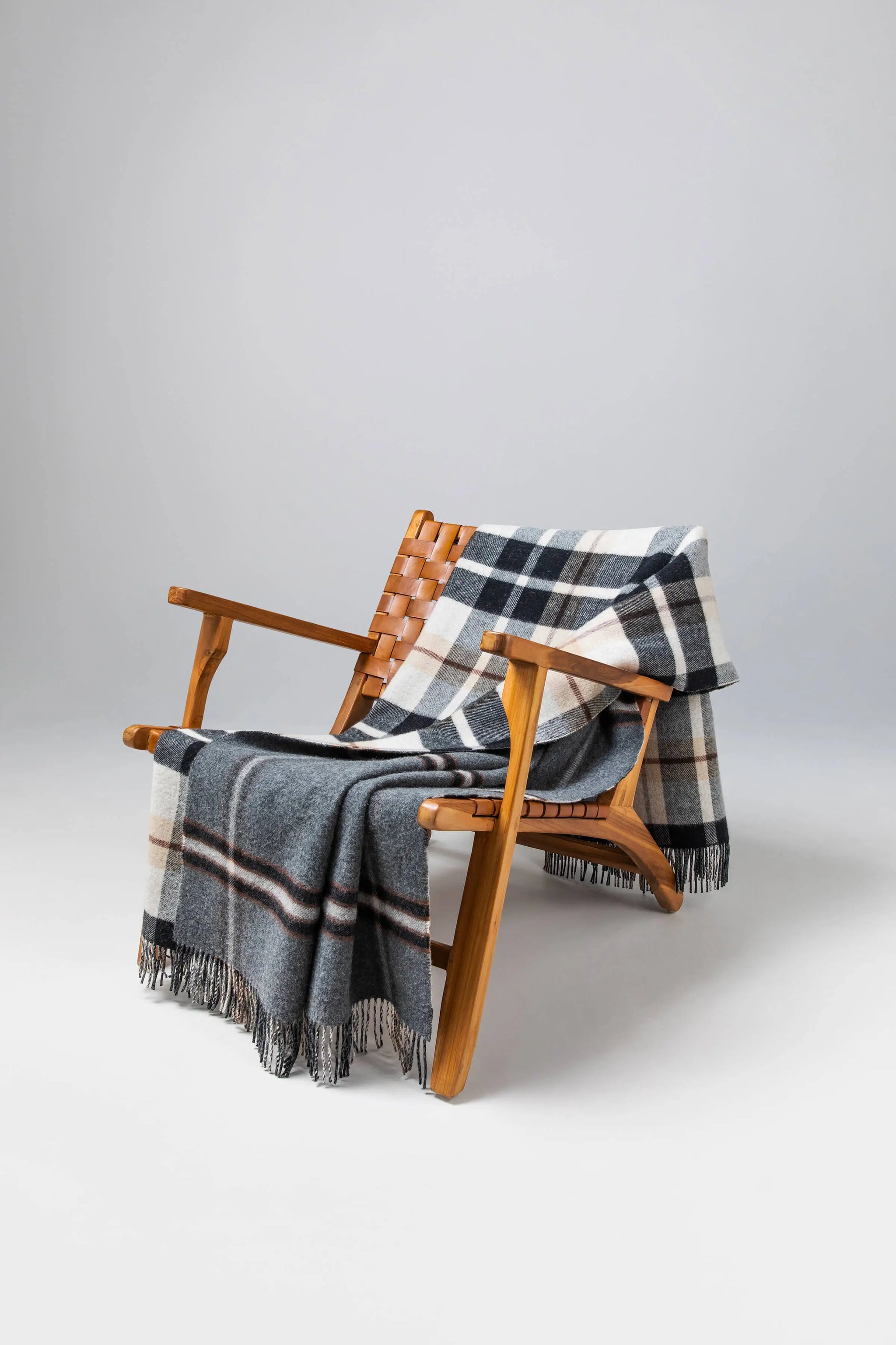 Double Face Lambswool Throw & Brown Plaid