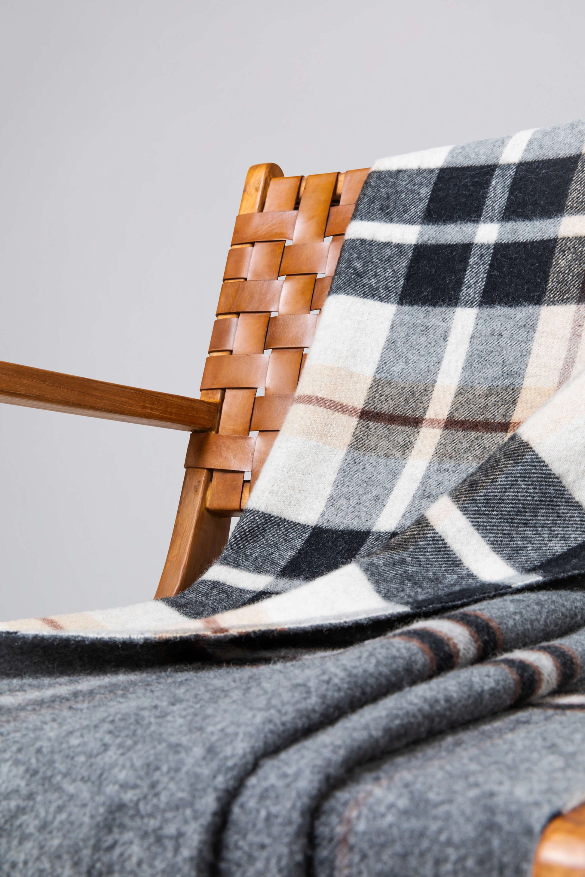 Johnstons of Elgin Blanket Collection Black & Brown Plaid Double Face Lambswool Throw WD000021RU6952ONE